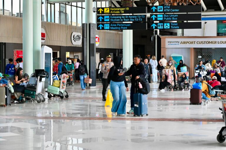 Sempat Ditutup Imbas Abu Vulkanik, Bandara Soekarno-Hatta Sudah Layani Ribuan Penerbangan